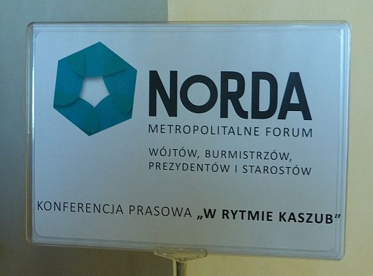 Lębork na konferencji prasowej „W rytmie Kaszub” 13324