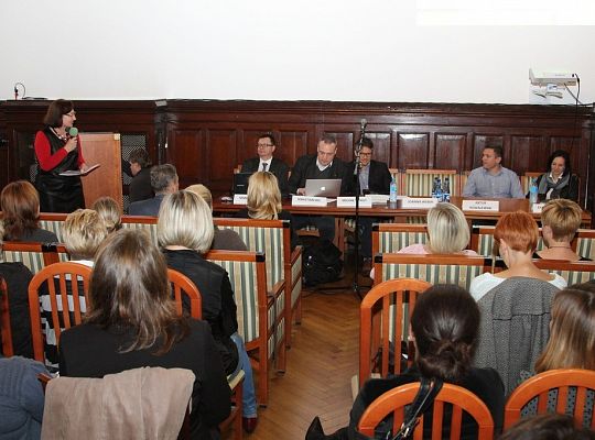 IV Konferencja Przeciw Przemocy w Rodzinie 13369
