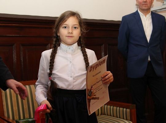 Rozstrzygnięcie konkursów o tematyce zdrowotnej. 13695