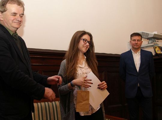 Rozstrzygnięcie konkursów o tematyce zdrowotnej. 13701