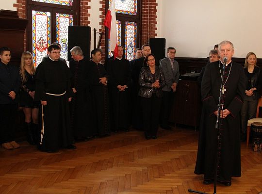 Ksiądz Biskup kolędował w ratuszu 13860