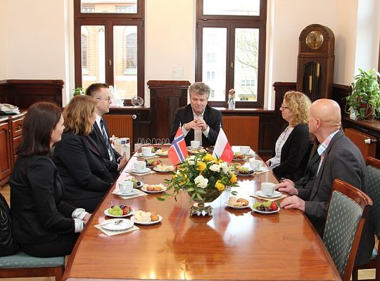 Wizyta przedstawicieli norweskiej dyplomacji w 13924