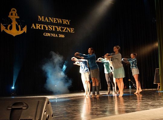 Teatr Tańca Jeszcze Pięć Minut - premierowy 14346
