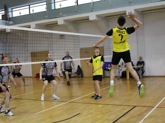 Bojan Żubry i Drywa Kowalstwo w finale Amatorskiej 14353