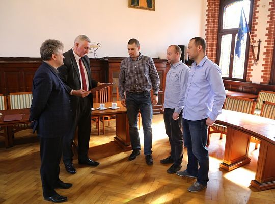 Pozwolenia na działalność w Strefie Ekonomicznej 14452