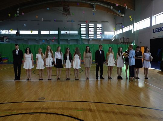 Uczniowie odebrali świadectwa i rozpoczęli wakacje 15271