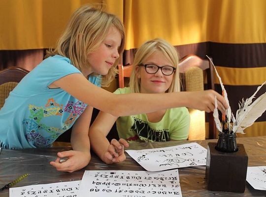 Warsztaty i pokazy tańców dawnych 15985