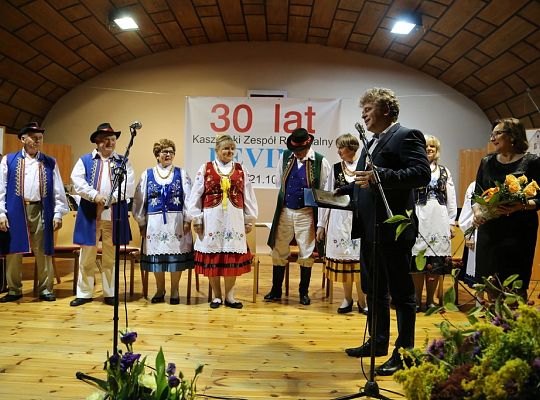 30 lat Kaszubskiego Zespołu Regionalnego „LEVINO” 16471