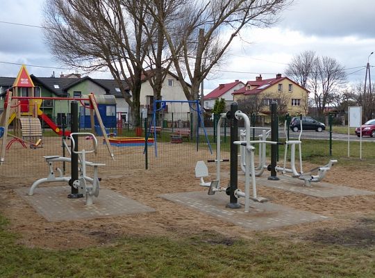 Na Ks. Gracza i w Parku im. Michalskiego stanęły 17298