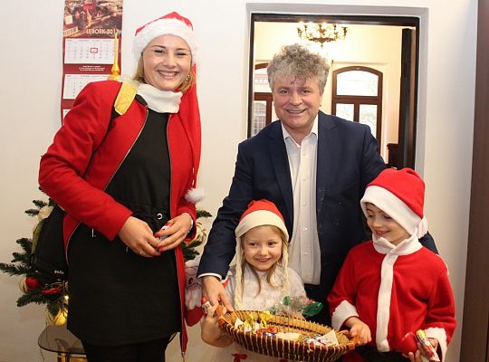 Świąteczna wizyta przedszkolaków z "Jesteśmy 17473