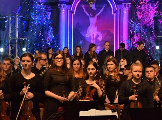 Noworoczny Koncert Świąteczny w międzynarodowej 17765