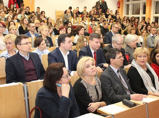 Konferencja o kształceniu ogólnym w Powiecie 18017