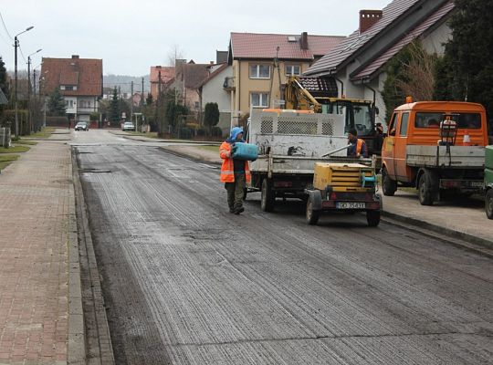 Dobra pogoda sprzymierzeńcem drogowców. Jodłowa w 18122