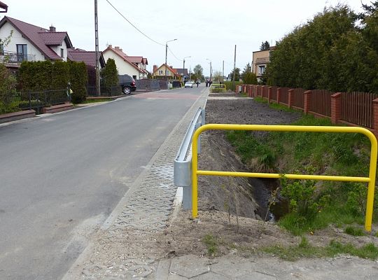 Asfalt i betonowa kostka na Lubelskiej. Wzmocniono 18950