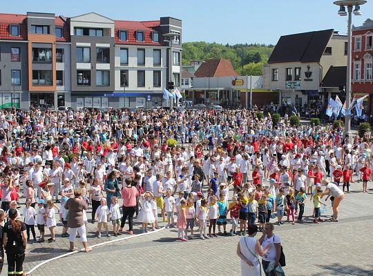 Rekord w tańczeniu układu choreograficznego do 19053