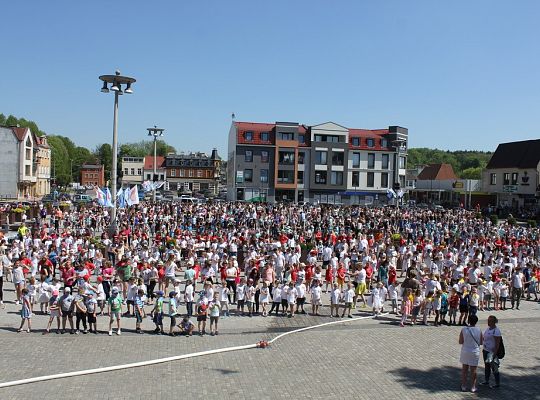 Rekord w tańczeniu układu choreograficznego do 19056