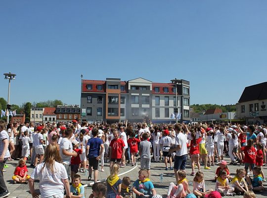 Rekord w tańczeniu układu choreograficznego do 19084