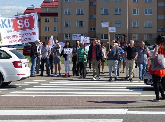 Protest w sprawie budowy drogi ekspresowej S6 19128