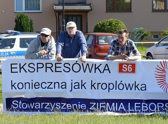 Protest w sprawie budowy drogi ekspresowej S6 19135