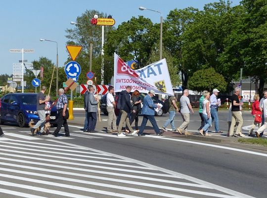 Protest w sprawie budowy drogi ekspresowej S6 19138