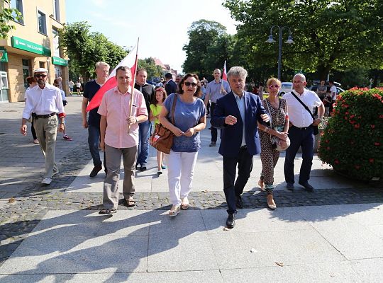 „Lębork Pamięta”. 73. Rocznica wybuchu Powstania 20464