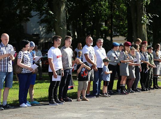 „Lębork Pamięta”. 73. Rocznica wybuchu Powstania 20473