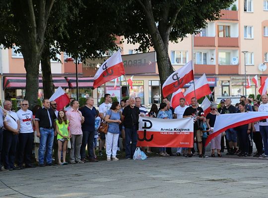 „Lębork Pamięta”. 73. Rocznica wybuchu Powstania 20475