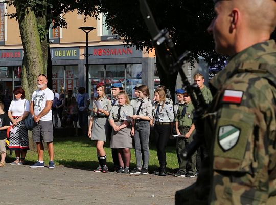 „Lębork Pamięta”. 73. Rocznica wybuchu Powstania 20477