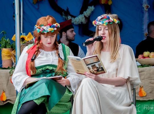 Narodowe Czytanie „Wesela” St. Wyspiańskiego 20836