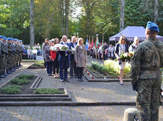 Uroczystość patriotyczno-religijna w Krępie 21111