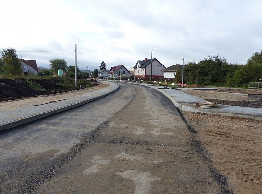 Most na Weterynaryjnej. Betonowe przęsło połączyło 21353