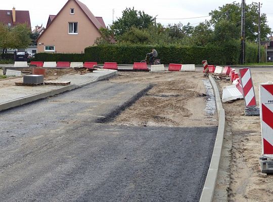 Most na Weterynaryjnej. Betonowe przęsło połączyło 21360