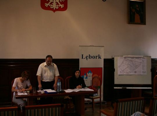 Dyskusja nad planem zagospodarowania os. 745
