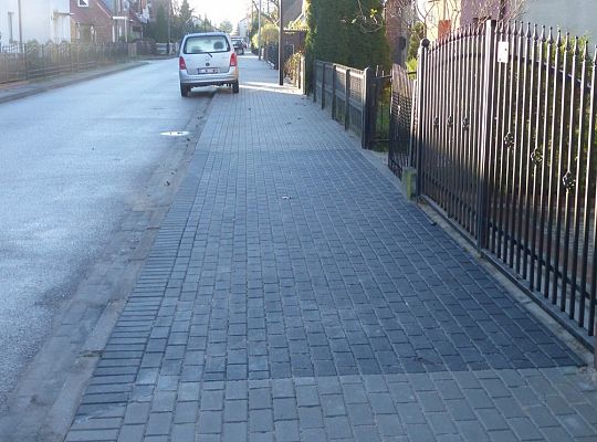 Remont 300 metrów chodnika na ulicy Kolonia 21912