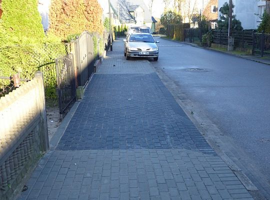 Remont 300 metrów chodnika na ulicy Kolonia 21913