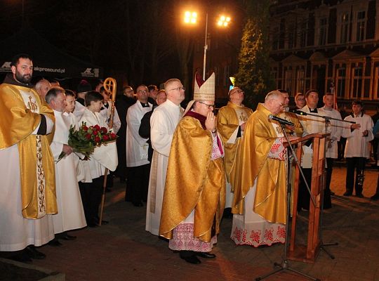 Poświecenie Figury Jezusa Chrystusa Naszego Króla 21977