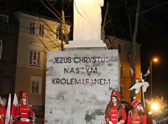 Poświecenie Figury Jezusa Chrystusa Naszego Króla 21983