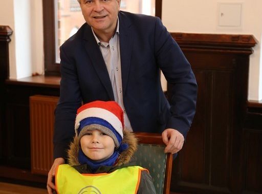 Przedszkolaki z życzeniami w Ratuszu 22397