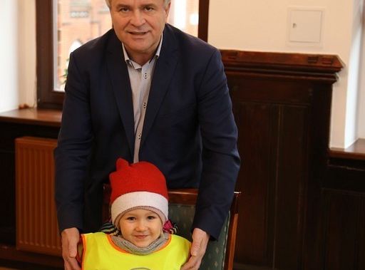 Przedszkolaki z życzeniami w Ratuszu 22405