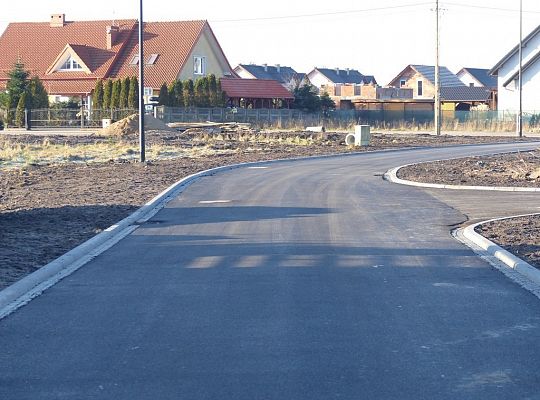 Kanalizacja deszczowa i nowy asfalt na 22437