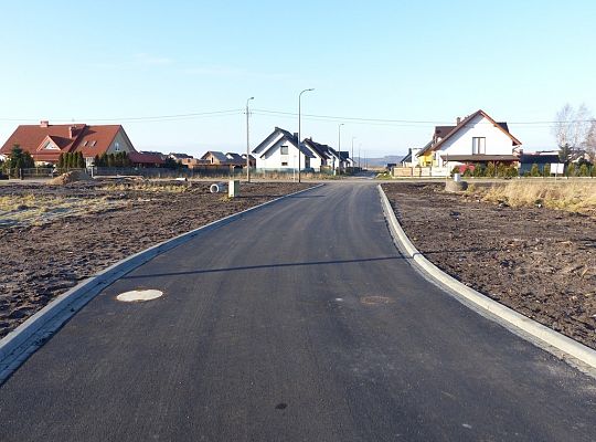 Kanalizacja deszczowa i nowy asfalt na 22438