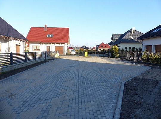 Kanalizacja deszczowa i nowy asfalt na 22443