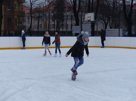 Lodowisko na placu Piastowskim otwarte. 22477