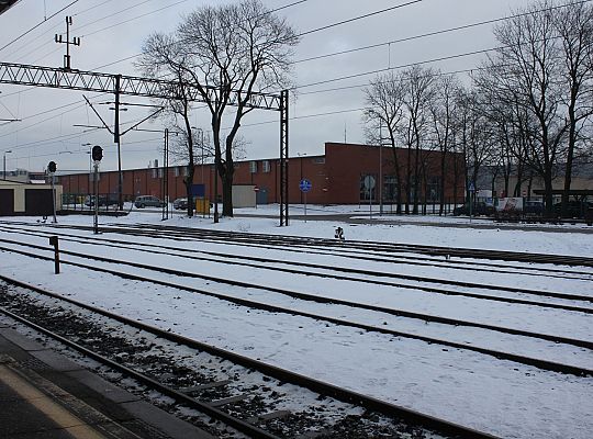 Umowa na budowę tunelu pod torami podpisana 23487