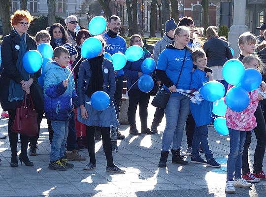 Niebieski Lębork. Podsumowanie kwietniowych Dni 23590