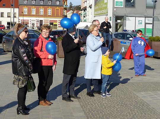 Niebieski Lębork. Podsumowanie kwietniowych Dni 23592