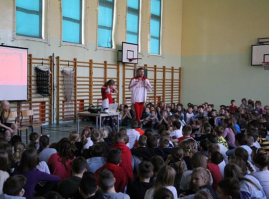 Wybitny siatkarz spotkał się z lęborskimi uczniami 23760