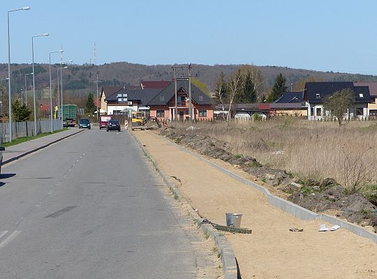 Budowa ścieżki rowerowej na ulicy Nadmorskiej 23856