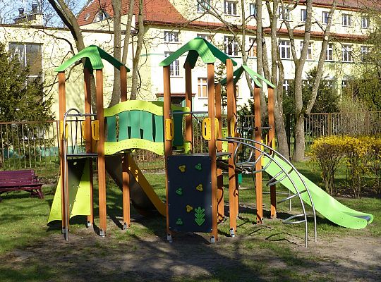 „Zestaw zbójników” przy SP1 23883