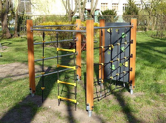 „Zestaw zbójników” przy SP1 23886